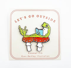 Enamel Pin - Frog Reader - The Enthusiasts